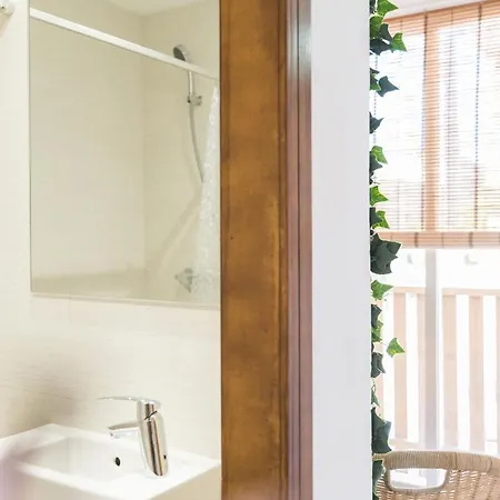 Hotel Banana Patacona